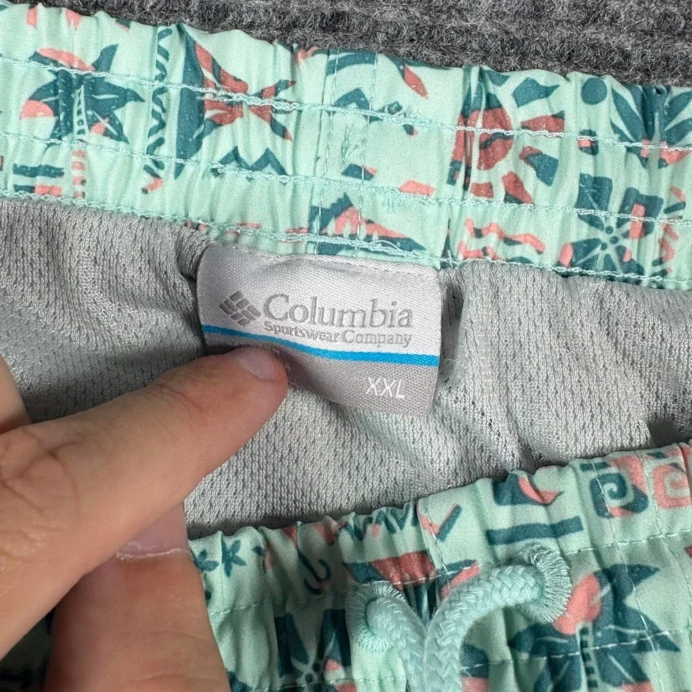 Columbia PFG Water Shorts Mens XXL Green New Tiki Totem Print UPF 50